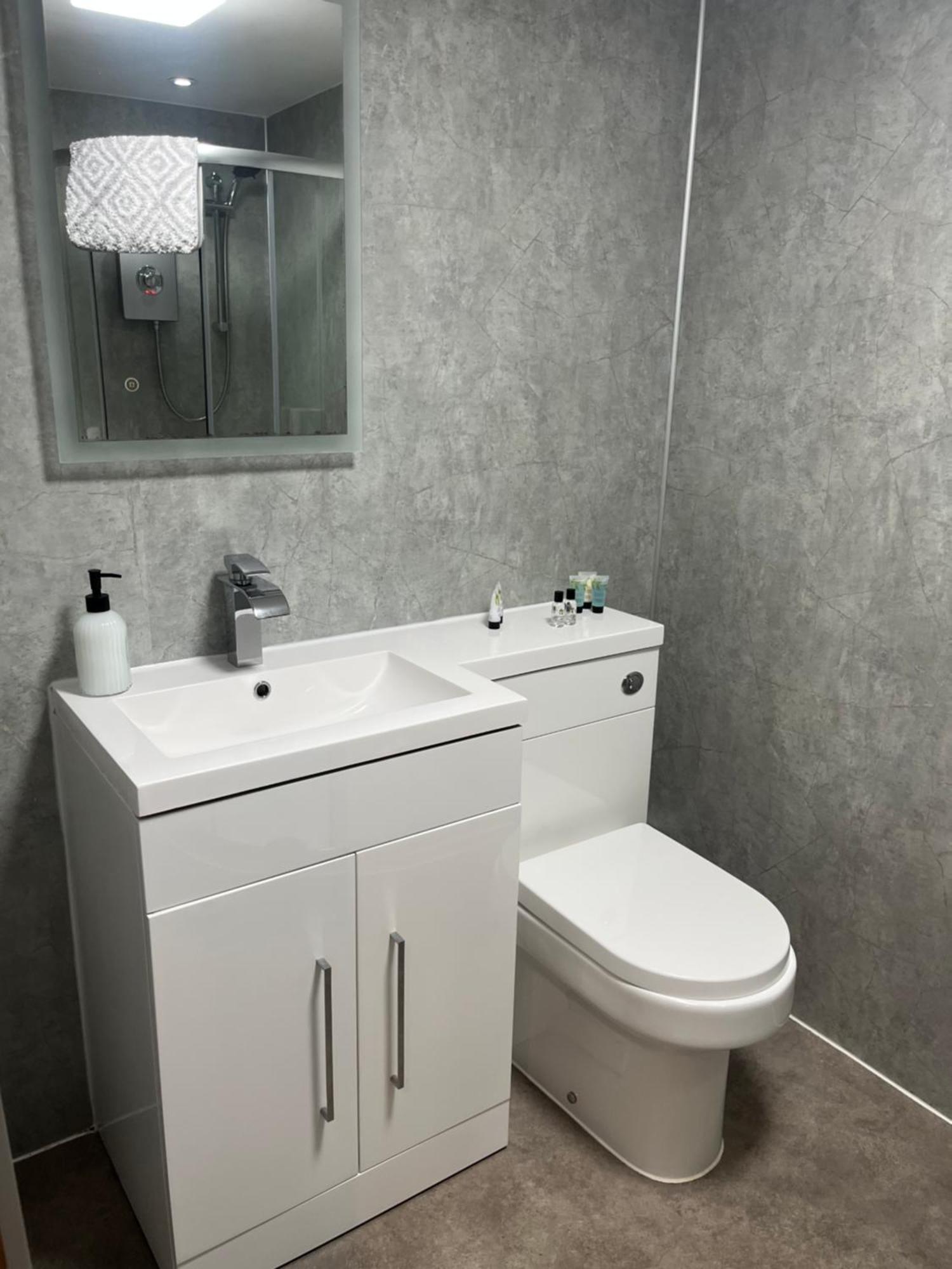 The Swan Inn Stranraer Room photo
